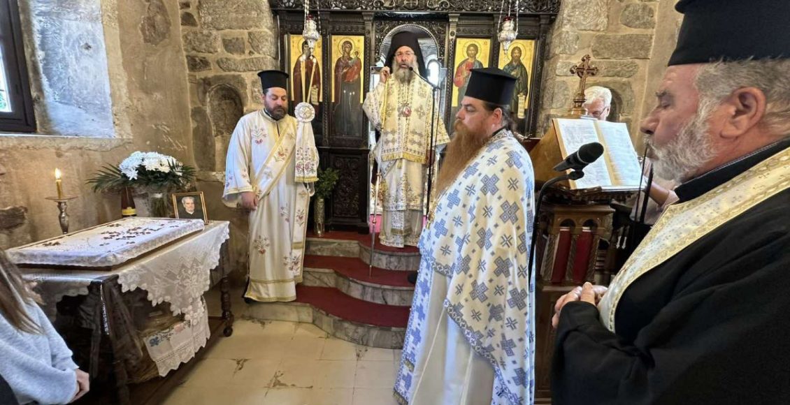 Αρχιερατική-Θεία-Λειτουργία-στα-Μυριοκέφαλα