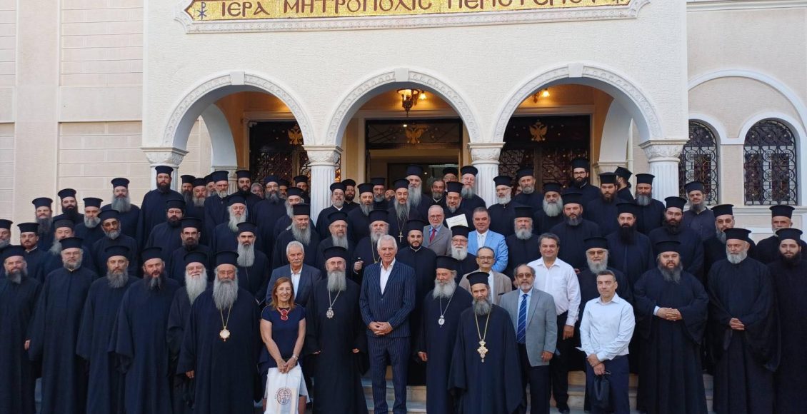 Έναρξη-ΙΘ’-Πανελληνίου-Λειτουργικού-Συμποσίου-με-θέμα-«Η-ιερότητα-της-θείας-Λατρείας-στην-εποχή-της-εκκοσμικεύσεως»