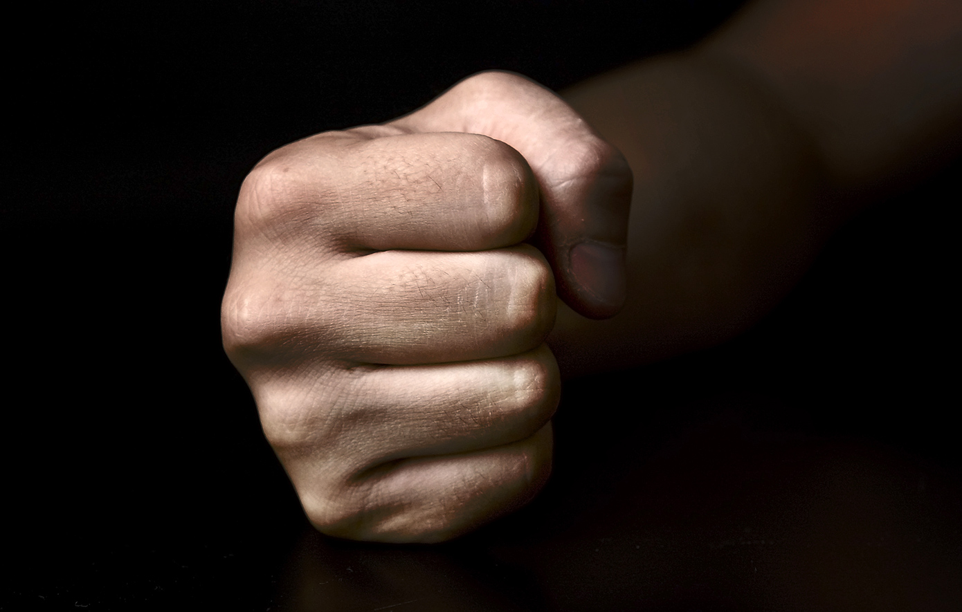 Άγρια-επίθεση-43χρονου-ένστολου-στην-πρώην-σύζυγό-του-στο-Ηράκλειο-–-Αναζητείται-από-την-Αστυνομία