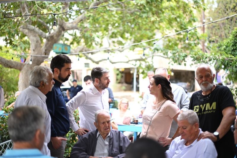 Ανδρουλάκης-από-τη-Χίο:-«Η-πολιτική-της-κυβέρνησης-δημιουργεί-κοινωνικά-αδιέξοδα»