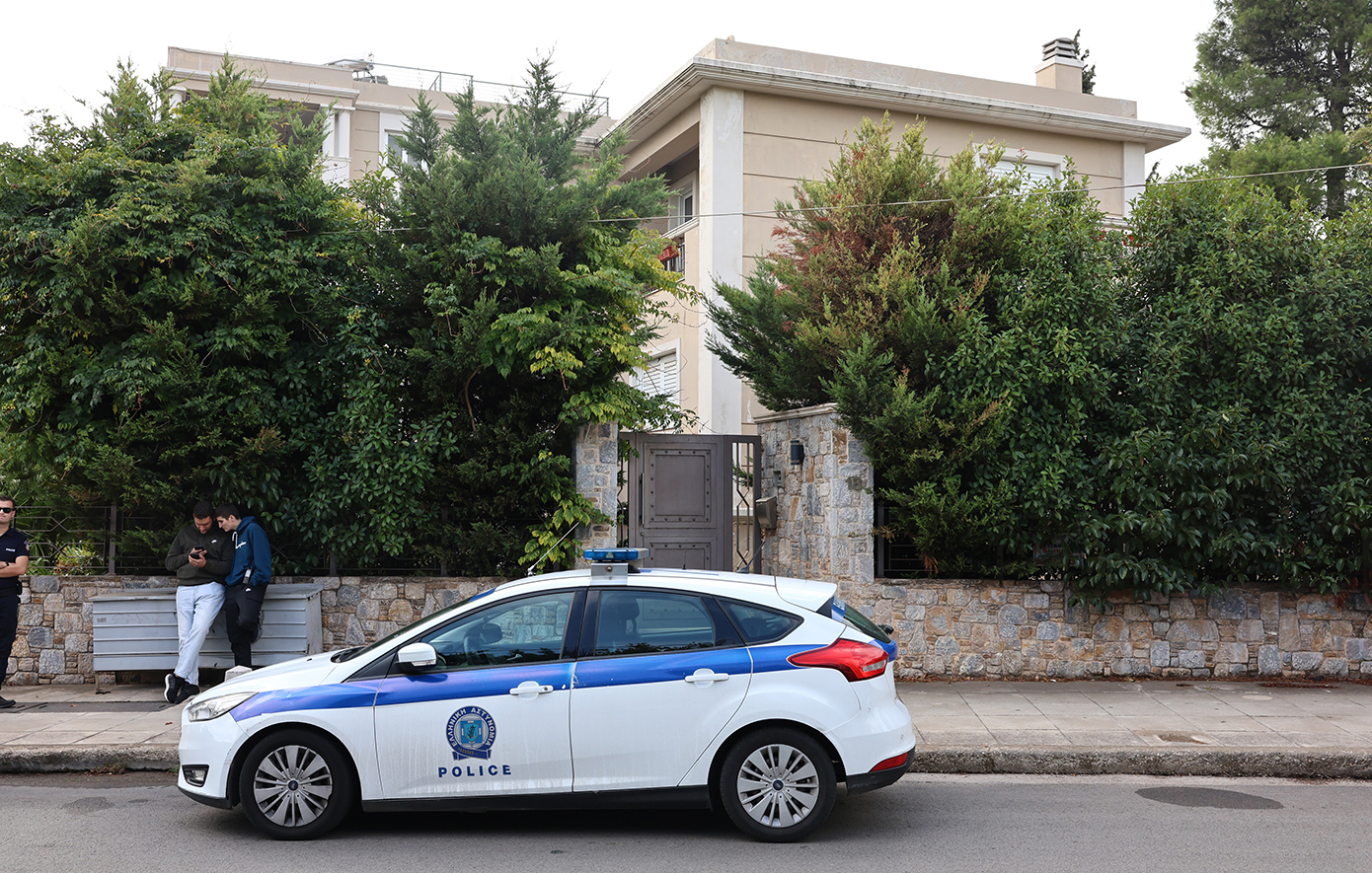 Τι-ερευνά-η-ΕΛΑΣ.-για-την-ενέδρα-στη-Δροσιά;-–-Οι-έντονες-προστριβές-ανάμεσα-στο-πρώην-ζευγάρι-και-ο-νυν-σύντροφος