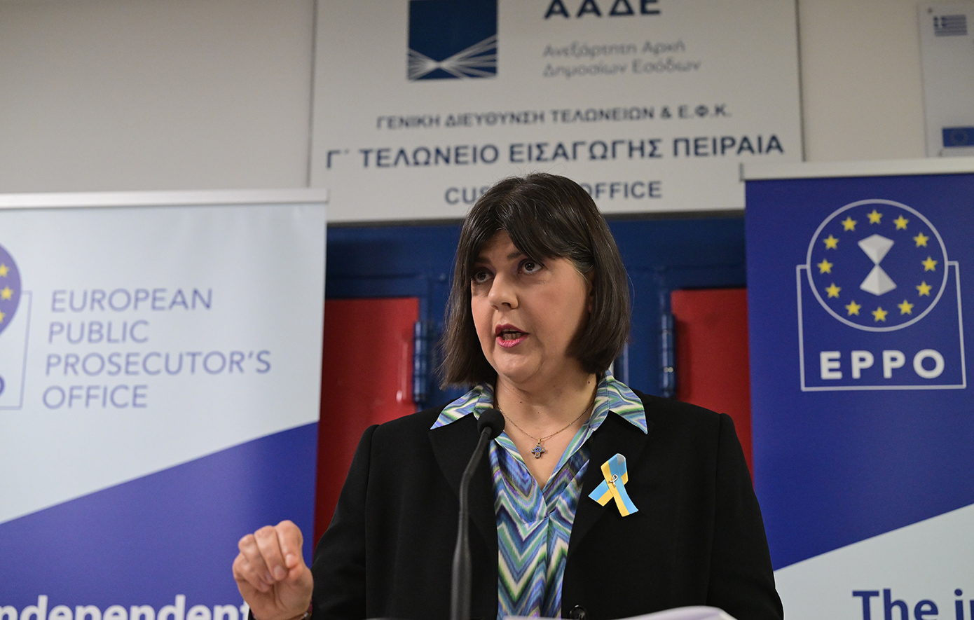 Κοβέσι:-Η-διαφθορά-υπάρχει-παντού,-όχι-μόνο-στην-Ελλάδα-–-Δεν-είμαι-χαρούμενη-για-τον-νόμο-περί-ευθύνης-υπουργών