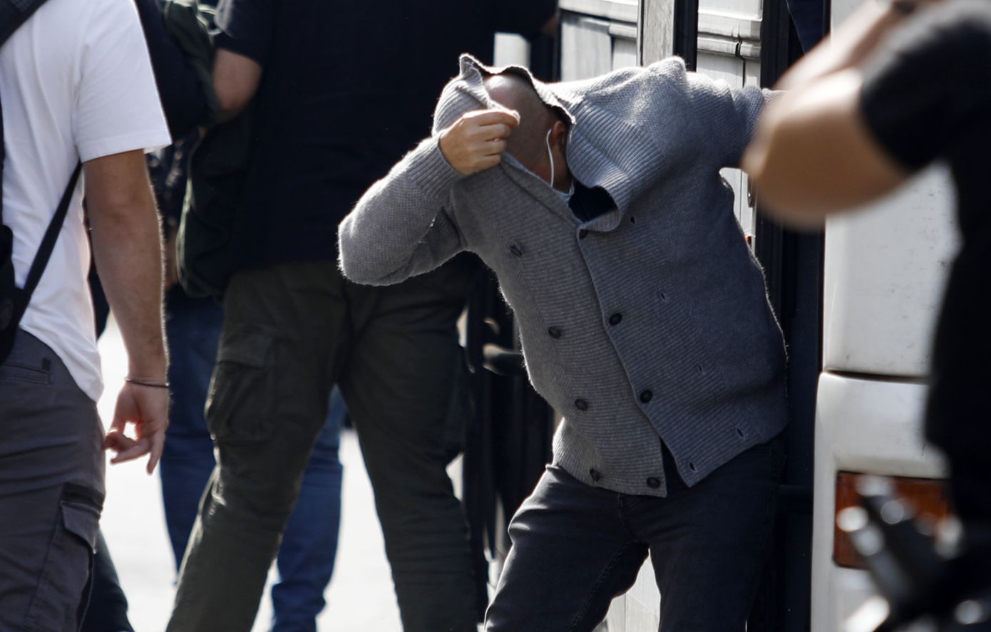 Διάλογοι-«φωτιά»-από-το-κύκλωμα-με-τα-εικονικά-τιμολόγια-–-«Θέλω-να-κόψουμε-150-χιλιάρικα»