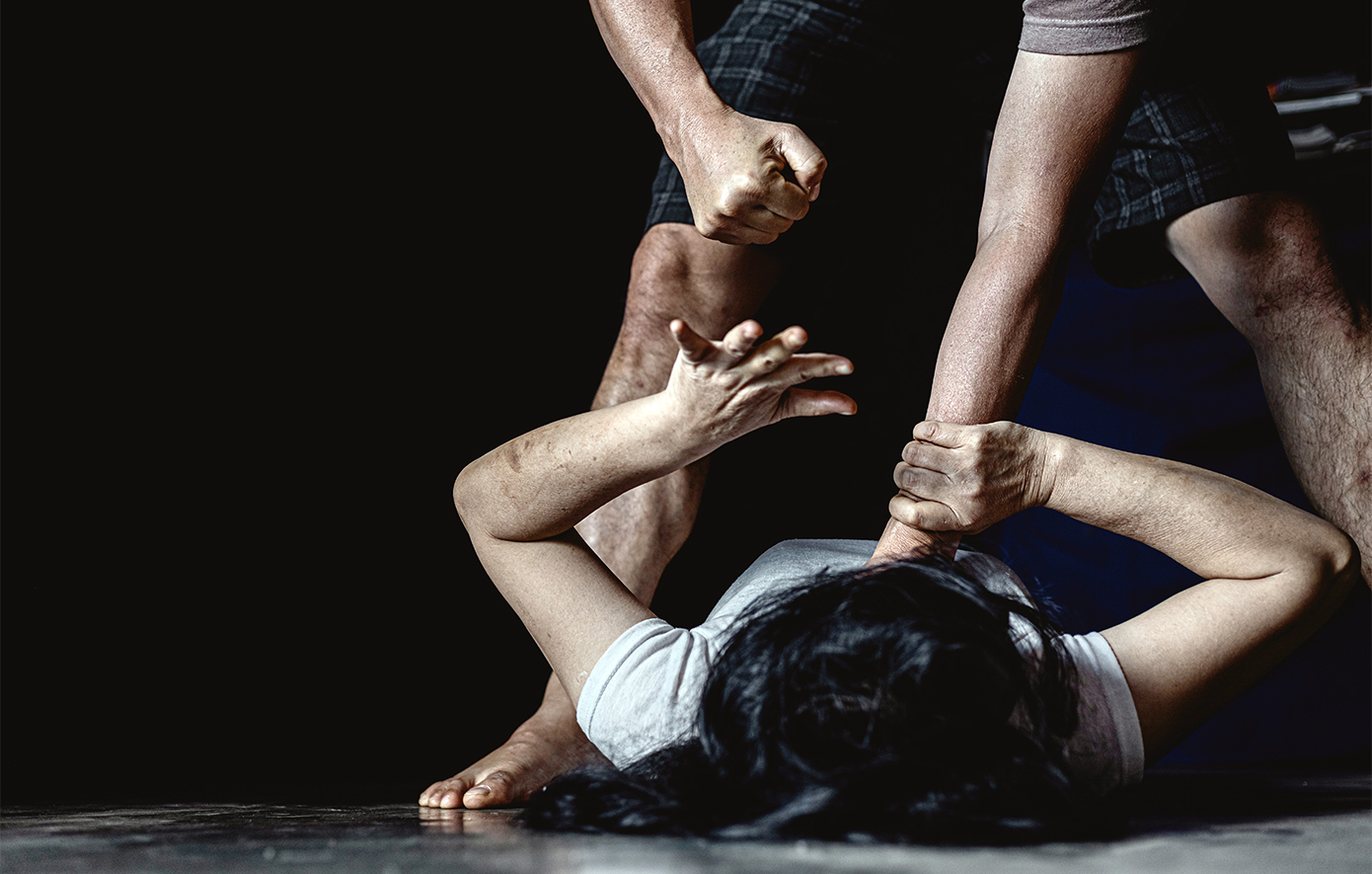 Ξέφυγε-ζευγάρι-στην-Κρήτη:-Τού-έμαθε-ΚΑΡΠΑ-γιατί-της-άρεσε-η-ερωτική-ασφυξία-–-Το-μετάνιωσε-και-την-πίεζε-να-συνεχίσουν