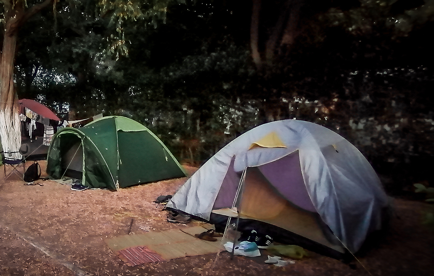 Ατελείωτο-το-θρίλερ-με-το-διπλό-φονικό-στη-Φοινικούντα:-Τα-τρία-αναπάντητα-ερωτήματα-που-εξετάζουν-οι-Αρχές