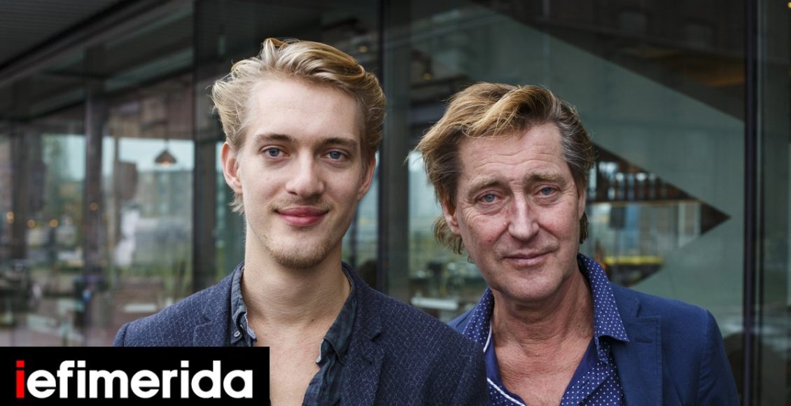 bart-και-julian:-Στο-iefimerida-οι-Ολλανδοί-μουσικοί-που-γυρίζουν-τον-κόσμο-με-τα-τραγούδια-του-Μίκη-Στήνουν-ολόκληρη-ταβέρνα