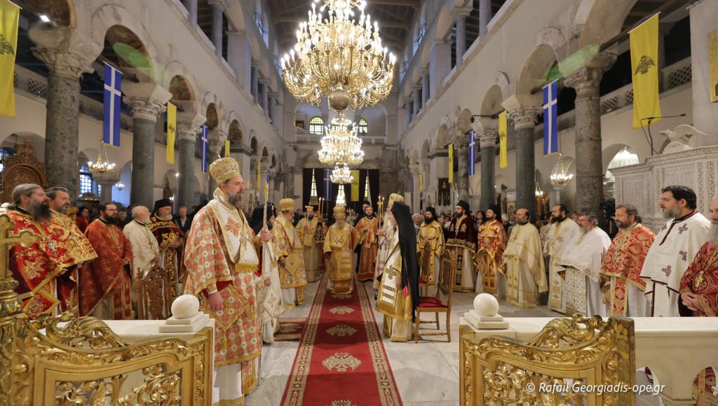Πολυαρχιερατικό-συλλείτουργο-στον-Άγιο-Δημήτριο-Θεσσαλονίκης-(ΦΩΤΟ)