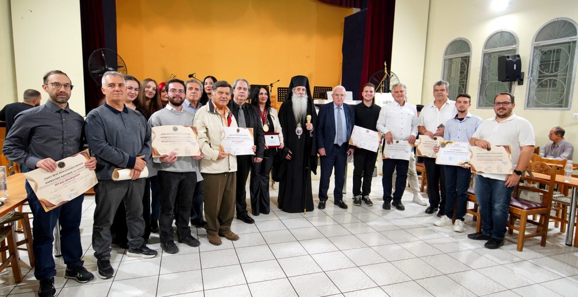 Αγιασμός-στο-Ωδείο-της-Μητροπόλεως-Πειραιώς-και-απονομή-των-Τίτλων-Σπουδών-από-τον-Πειραιώς-Σεραφείμ