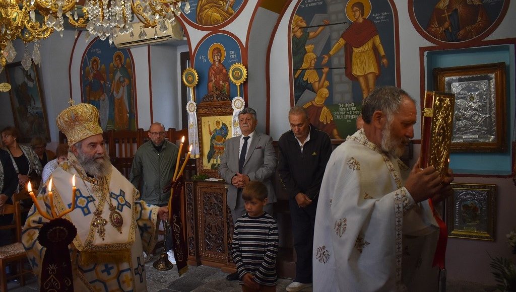 Ο-Μάνης-Χρυσόστομος-στο-παλαιό-χωριό-Νύφι-της-Λακωνίας