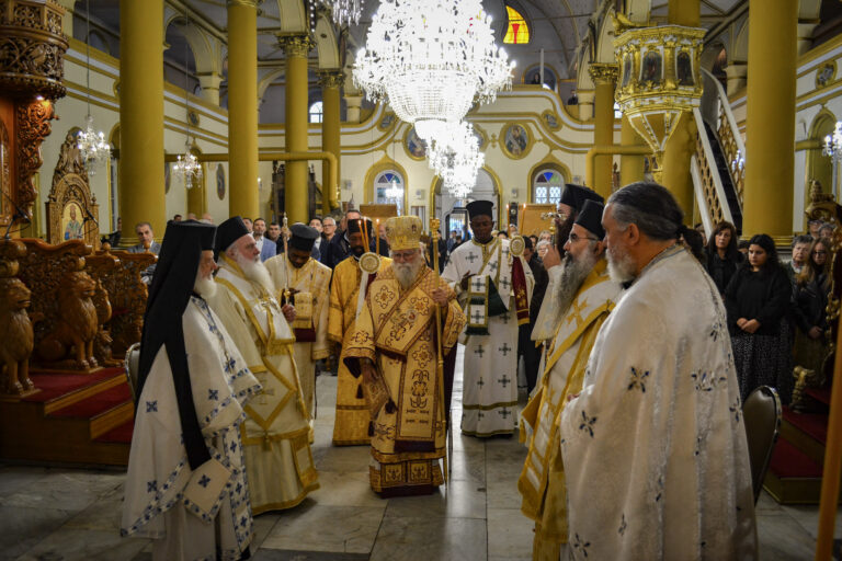 Αρχιερατικό-Συλλείτουργο-με-την-ευλογία-της-Ιεραποστολής-της-Αφρικής