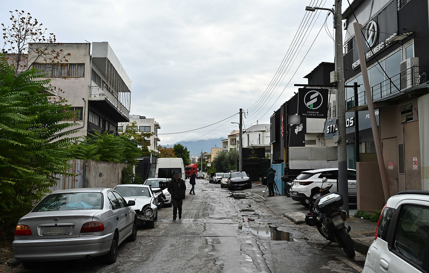 Παραδόθηκε-ο-24χρονος-δράστης-της-δολοφονίας-στο-Περιστέρι-–-Πώς-έγινε-το-άγριο-έγκλημα