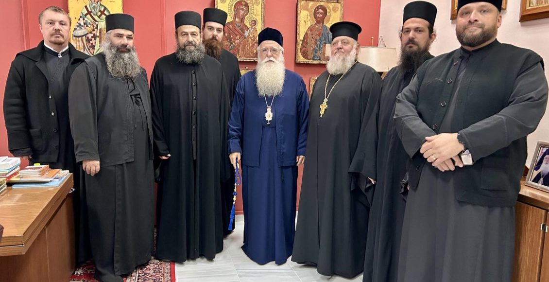 Επίσκεψη-του-Ηγουμένου-της-Ιεράς-Μονής-Γενεσίου-της-Θεοτόκου-hadambu-στον-Μητροπολίτη-Δημητριάδος
