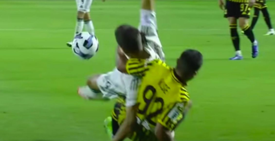 Λανουά-για-το-Άρης-–-Παναθηναϊκός:-Έπρεπε-να-δοθεί-πέναλτι-σε-μαρκάρισμα-του-Ρόουζ-στον-Γερεμέγεφ