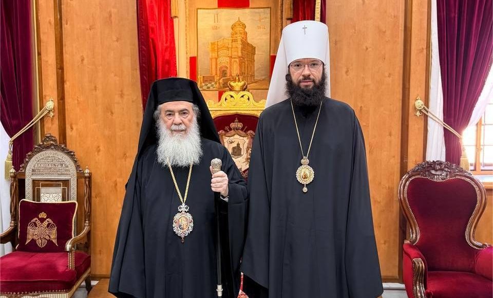 Ο-Μητροπολίτης-Βολοκολάμσκ-Αντώνιος-στον-Πατριάρχη-Ιεροσολύμων