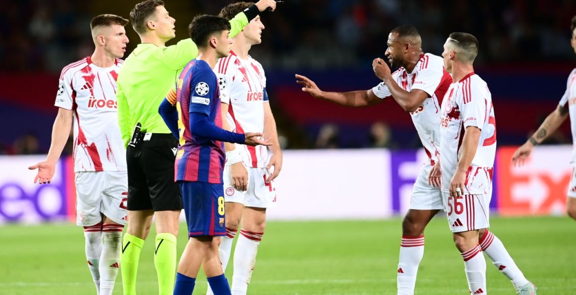 el-confidencial:-Ο-διαιτητής-κατέστρεψε-το-Μπαρτσελόνα-Ολυμπιακός,-από-τα-μεγαλύτερα-σκάνδαλα-των-τελευταίων-ετών