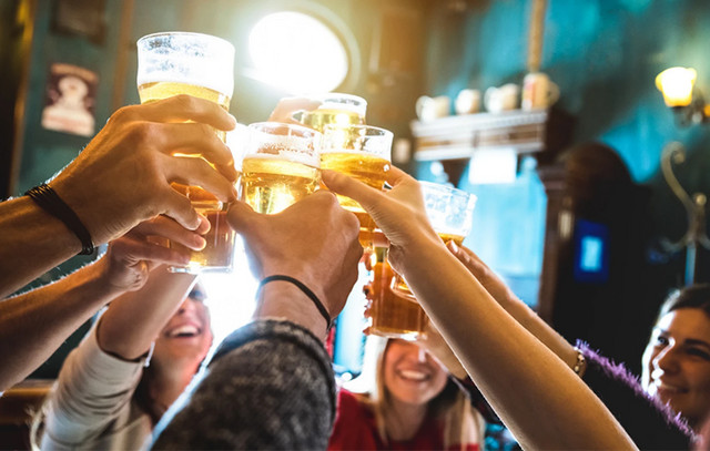 Νεκρή-16χρονη-στο-Γκάζι:-Κατασχέθηκαν-τα-ποτά-στο-κλαμπ-που-διασκέδαζε-–-Κανείς-δεν-ενημέρωσε-την-αστυνομία