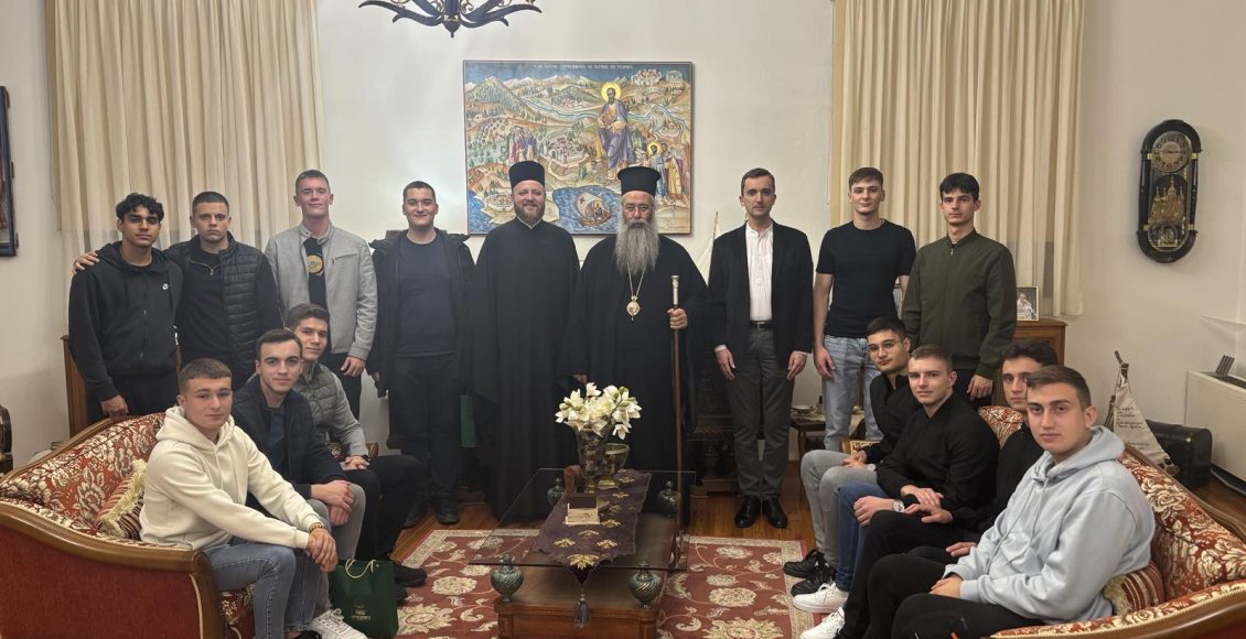 Σπουδαστές-της-Ιερατικής-Σχολής-Καρλοβικίου-Σερβίας-στην-Ιερά-Μητρόπολη-Κίτρους