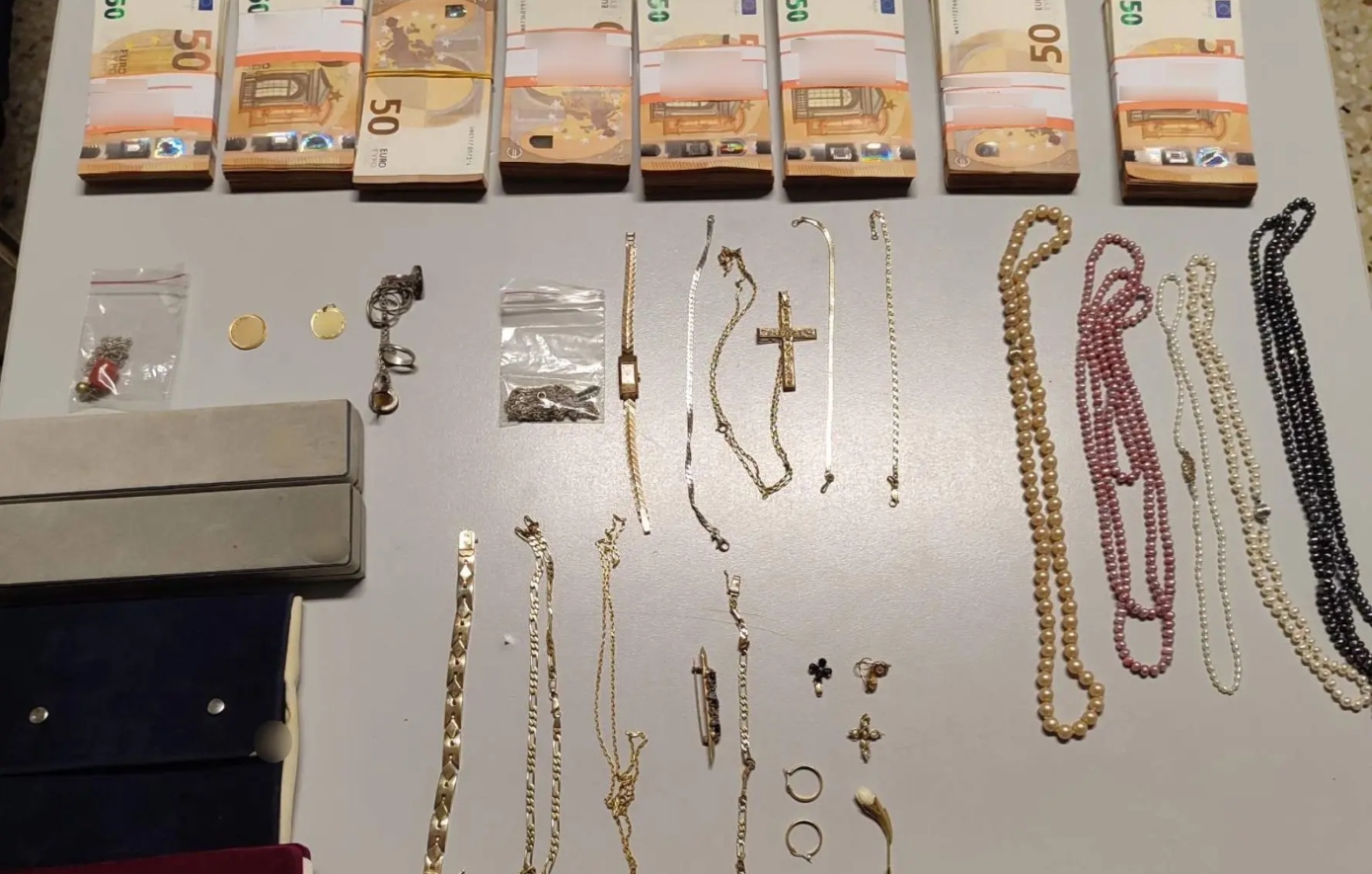 Συνελήφθη-59χρονος-που-παρίστανε-τον-υδραυλικό-για-να-μπαίνει-σε-σπίτια-ηλικιωμένων-–-Είχε-κλέψει-πάνω-από-280.000-ευρώ