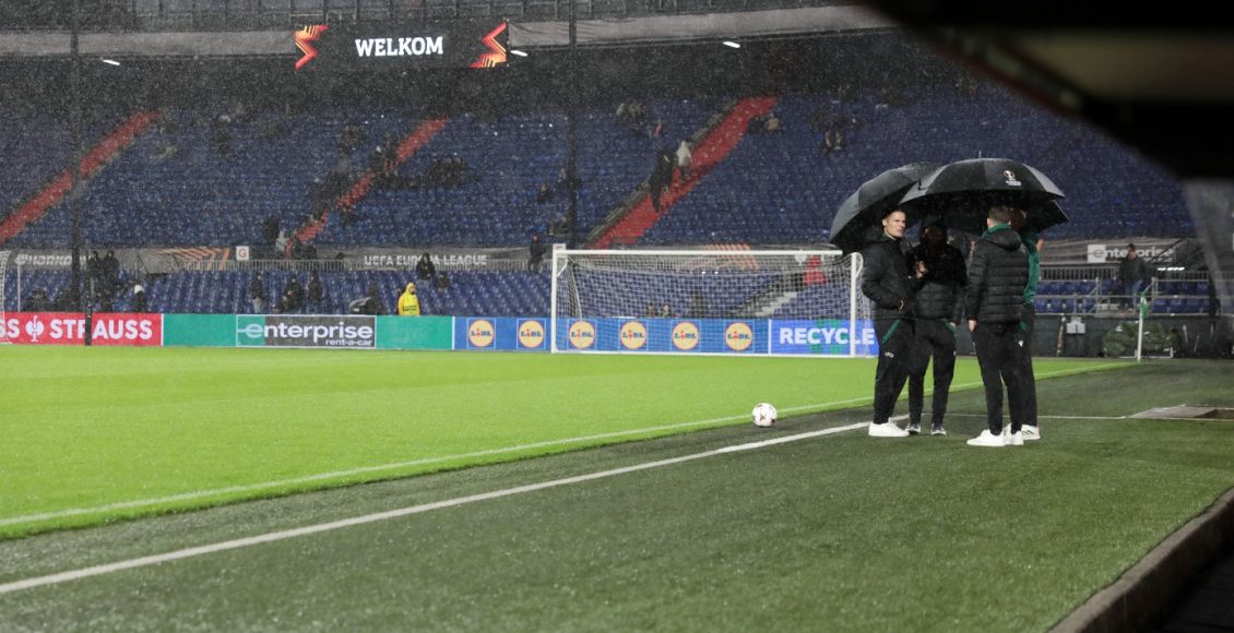 Φέγενορντ-–-Παναθηναϊκός:-Καταρρακτώδης-βροχή-στο-Ρότερνταμ