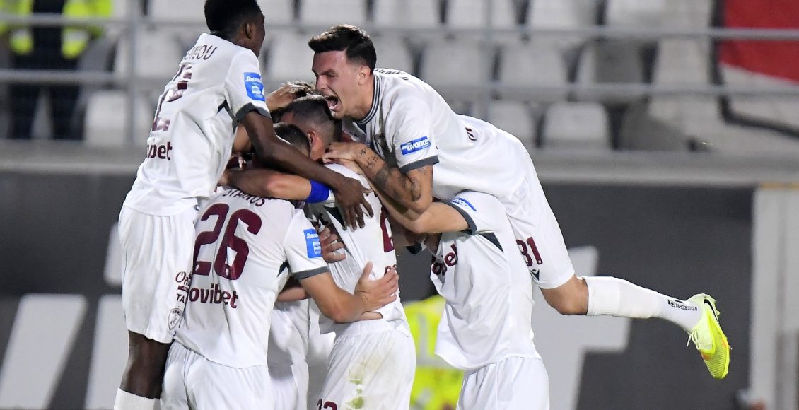 Πανσερραϊκός-–-ΑΕΛ-0-2:-Πρώτη-νίκη-και-προσπέραση-στη-βαθμολογία