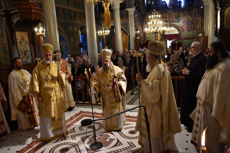 Λαμπρός-εορτασμός-Ιερού-Μητροπολιτικού-Ναού-Χαλκίδος