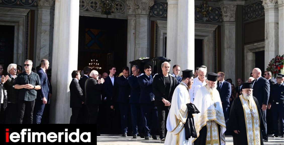 «Αντίο-“Νιόνιο”»:-Η-κηδεία-του-Διονύση-Σαββόπουλου-σε-158-δευτερόλεπτα