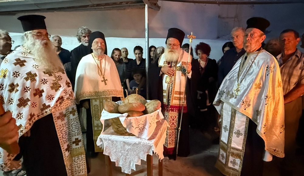 Ο-Ιεραπύτνης-Κύριλλος-στην-Ενορία-Αγίου-Δημητρίου-Κεντρίου