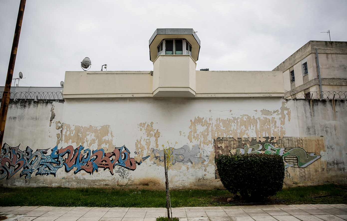 Συναγερμός-μετά-το-όπλο-που-βρέθηκε-στις-φυλακές-Κορυδαλλού-–-Φόβοι-ότι-προοριζόταν-για-απόδραση-ή-απόπειρα-ομηρίας