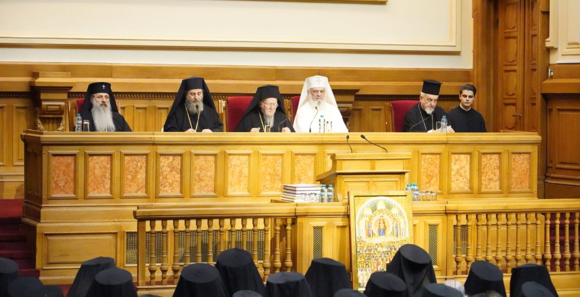 Ο-Οικουμενικός-Πατριάρχης-από-το-Βουκουρέστι-προς-τις-“άτακτες-φωνές”-που-αμφισβητούν-την-ευθύνη-της-Μητρός-Εκκλησίας