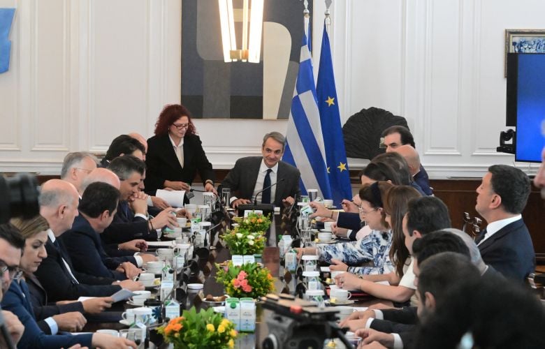 Συνεδριάζει-το-υπουργικό-συμβούλιο-υπό-τον-Κυριάκο-Μητσοτάκη,-στο-Μέγαρο-Μαξίμου