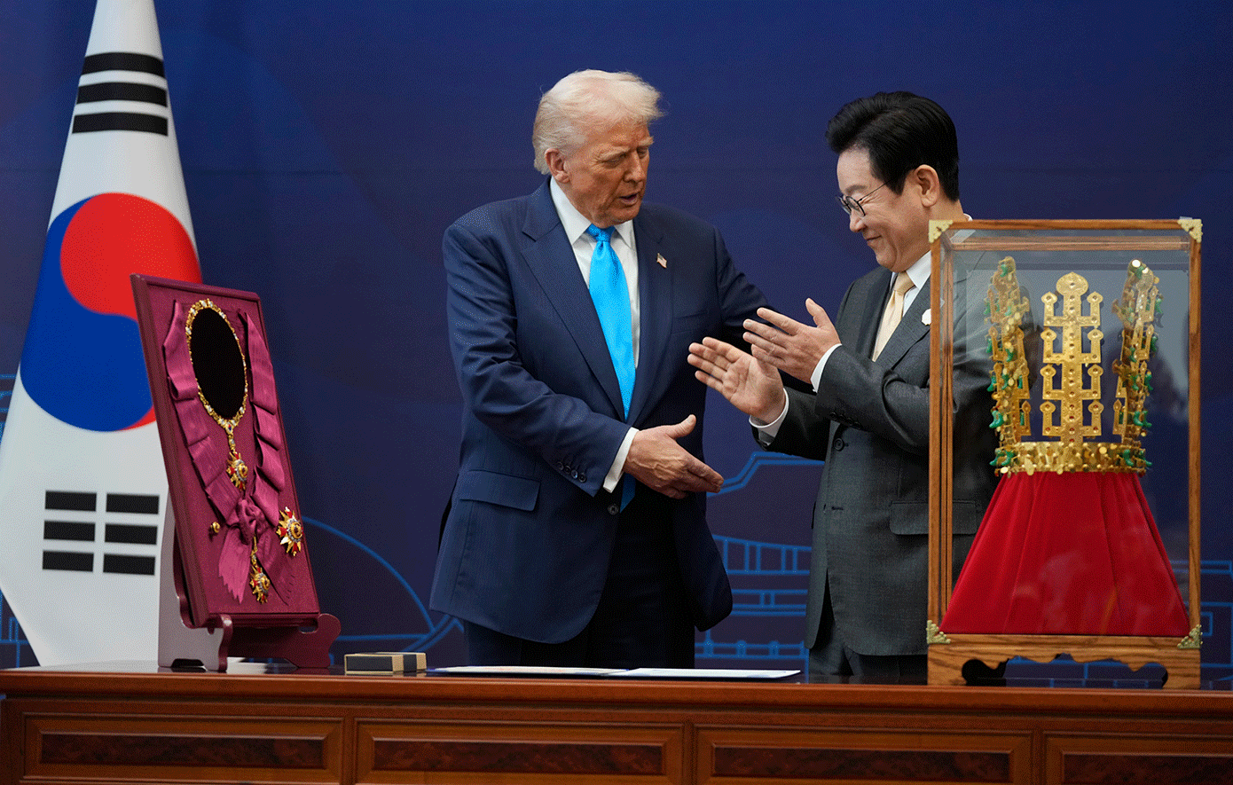 Ο-Τραμπ-στη-Νότια-Κορέα:-Δεσμεύθηκε-να-μειώσει-την-ένταση-μεταξύ-των-Κορέων