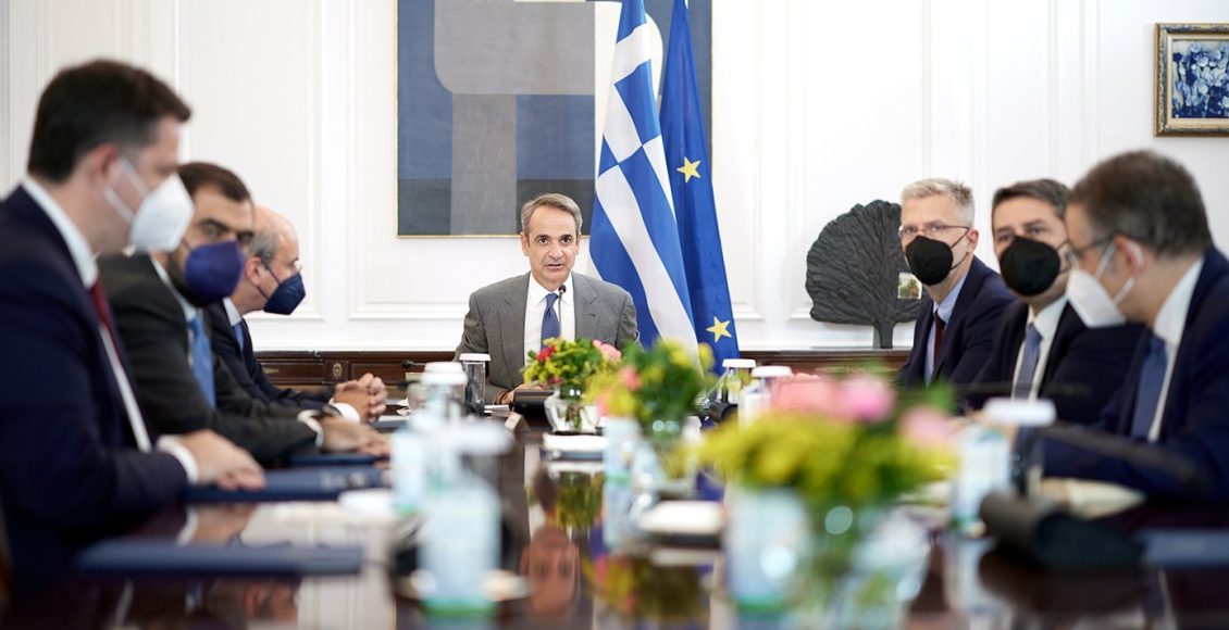 Μητσοτάκης-για-παρελάσεις:-Οι-πολίτες-δίνουν-την-καλύτερη-απάντηση-–-Γυρνούν-την-πλάτη-στην-τοξικότητα-και-τη-μιζέρια