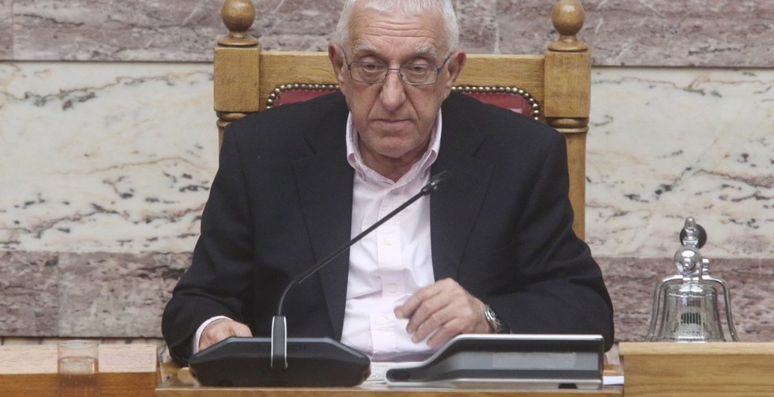 Νέοι-κανόνες-στη-Βουλή:-Ψηφίστηκε-ο-«χρονοκόφτης»