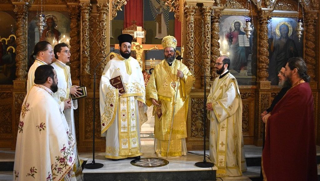 Χειροτονία-Πρεσβυτέρου-στην-Ιερά-Μητρόπολη-Μαρωνείας
