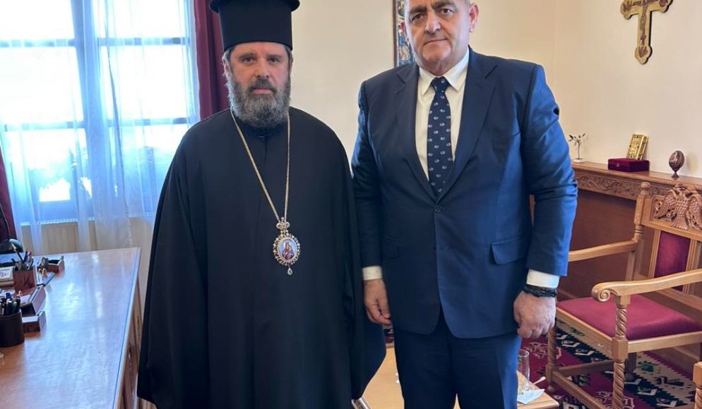 Συνάντηση-Αρχιεπισκόπου-Αλβανίας-με-τον-ευρωβουλευτή-Φρέντη-Μπελέρη