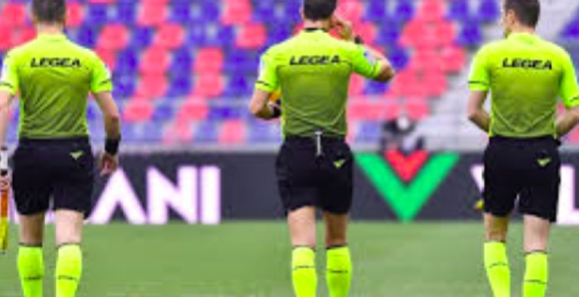 Σκάνδαλο-στο-ιταλικό-ποδόσφαιρο:-Συνελήφθη-διαιτητής-που-δωροδοκούσε-διαιτητές
