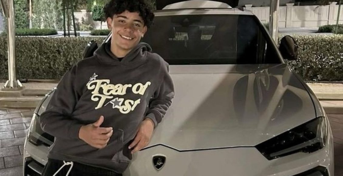 Κριστιάνο-Ρονάλντο-Τζούνιορ:-Στα-15-του-χρόνια-απέκτησε-την-πρώτη-του-laborghini