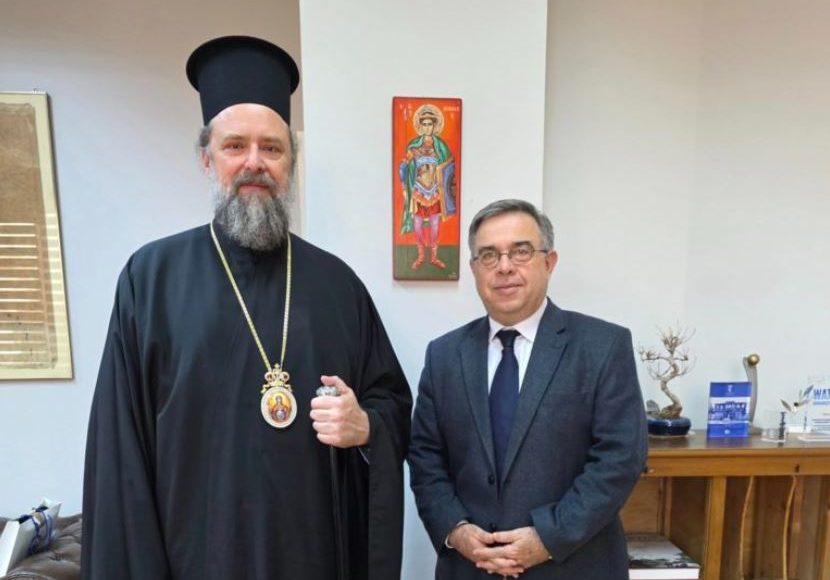 Την-έδρα-της-Αποκεντρωμένης-Διοίκησης-Μακεδονίας-–-Θράκης-επισκέφθηκε-ο-Μητροπολίτης-Θεσσαλονίκης