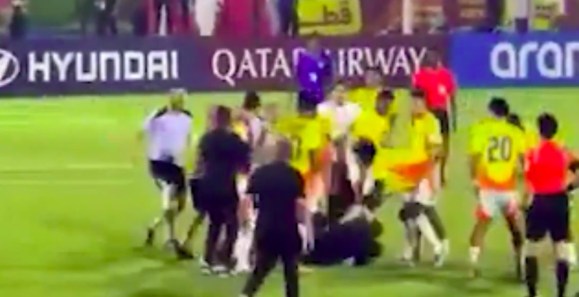 Έπεσε-ξύλο-στο-Μουντιάλ-Κ17:-Πλακώθηκαν-παίκτες-και…-συγγενείς-τους