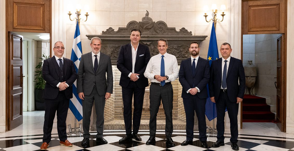 Στο-Μαξίμου-ο-Μποντίρογκα-–-Το-τετ-α-τετ-με-Μητσοτάκη-για-το-final-4-της-Αθήνας