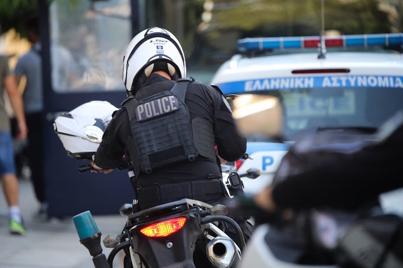 Συνελήφθη-οδηγός-μηχανής-που-έτρεχε-με-206-χλμ/ω-στη-λεωφόρο-Μαραθώνος