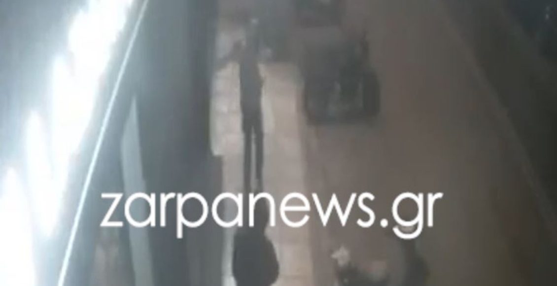 Κουκουλοφόροι-με-λοστούς-προσπάθησαν-να-διαρρήξουν-επιχείρηση-στα-Χανιά-–-Δείτε-βίντεο-ντοκουμέντο