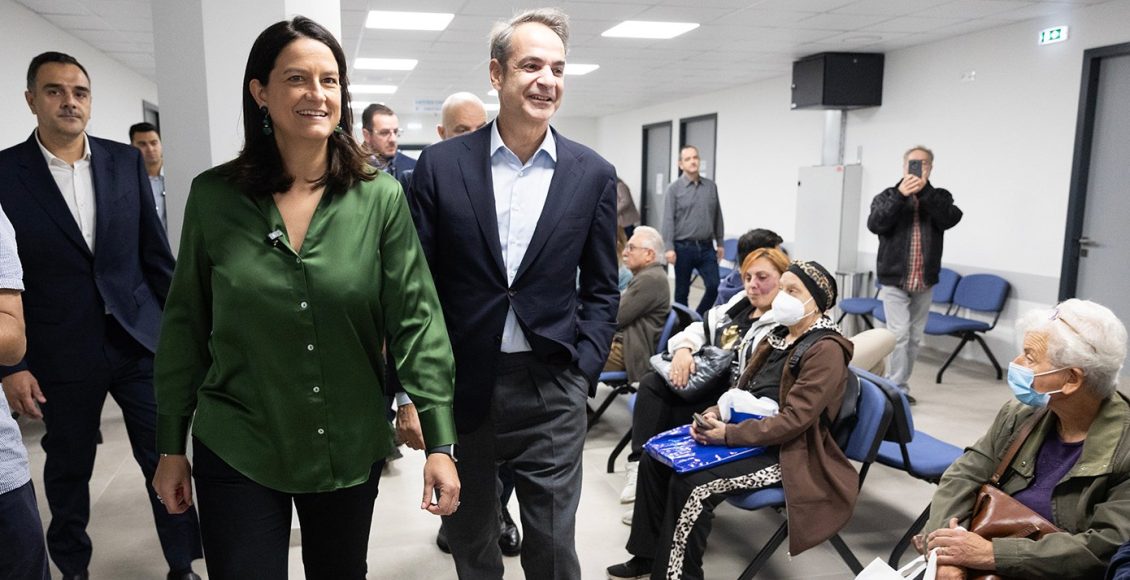 Ο-Μητσοτάκης-στο-νέο-Κέντρο-Πιστοποίησης-Αναπηρίας-του-Πειραιά:-«Η-νέα-εικόνα-των-ΚΕΠΑ-όπως-τη-θέλουμε,-όπως-αξίζουν-σε-μια-ευρωπαϊκή-χώρα»