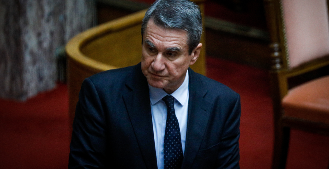 novartis:-Οι-προστατευόμενοι-μάρτυρες-«έδρασαν-με-το-αζημίωτο,-με-δόλο»-–-Τι-κατέθεσε-ο-Ανδρέας-Λοβέρδος