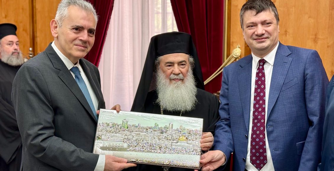 Αντιπροσωπεία-της-ΔΣΟ-στον-Πατριάρχη-Ιεροσολύμων