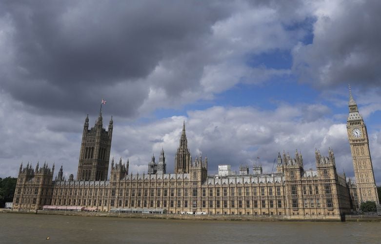 Η-Βρετανία-εκφράζει-την-υποστήριξή-της-στις-προσπάθειες-των-ΗΠΑ-για-ειρήνευση-στην-Ουκρανία