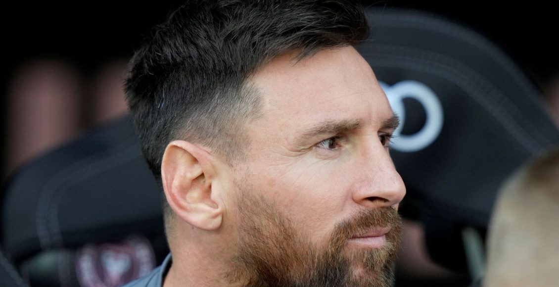 Δάκρυσε-ο-Λιονέλ-Μέσι-σε-βράβευσή-του:-«Ήθελα-να-περάσω-ολόκληρη-την-καριέρα-μου-στην-Μπαρτσελόνα»