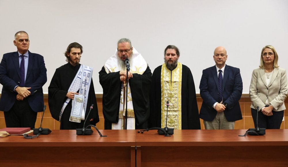 Τρισάγιο-στη-μνήμη-των-δωρητών-σώματος-από-το-Εργαστήριο-Ανατομίας-της-Ιατρικής-Σχολής-του-Πανεπιστημίου-Θεσσαλίας