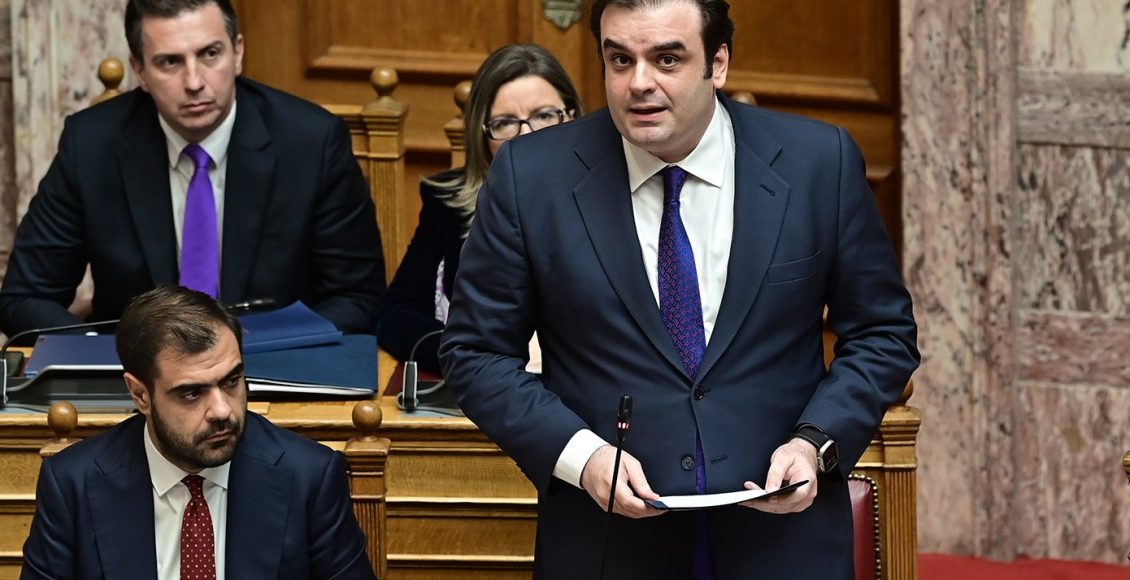 Προϋπολογισμός-2026:-Ισχυρή-ανάπτυξη,-«εκτίναξη»-των-επενδύσεων-και-αποκλιμάκωση-του-πληθωρισμού-–-Όλο-το-πακέτο-παρεμβάσεων