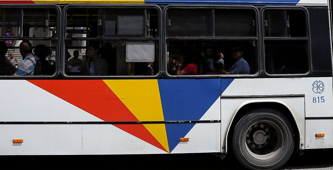 Σύλληψη-49χρονου-που-έριξε-πέτρα-σε-διερχόμενο-λεωφορείο-στη-Θεσσαλονίκη